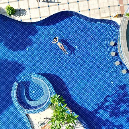 Phuket Leelavadee Hua Ting Resort Patong Exteriör bild