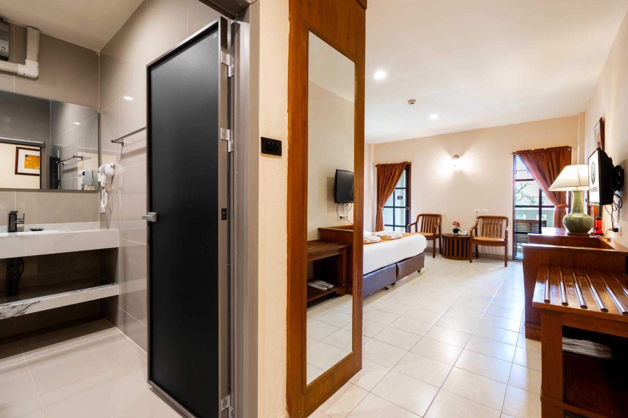 Phuket Leelavadee Hua Ting Resort Patong Exteriör bild
