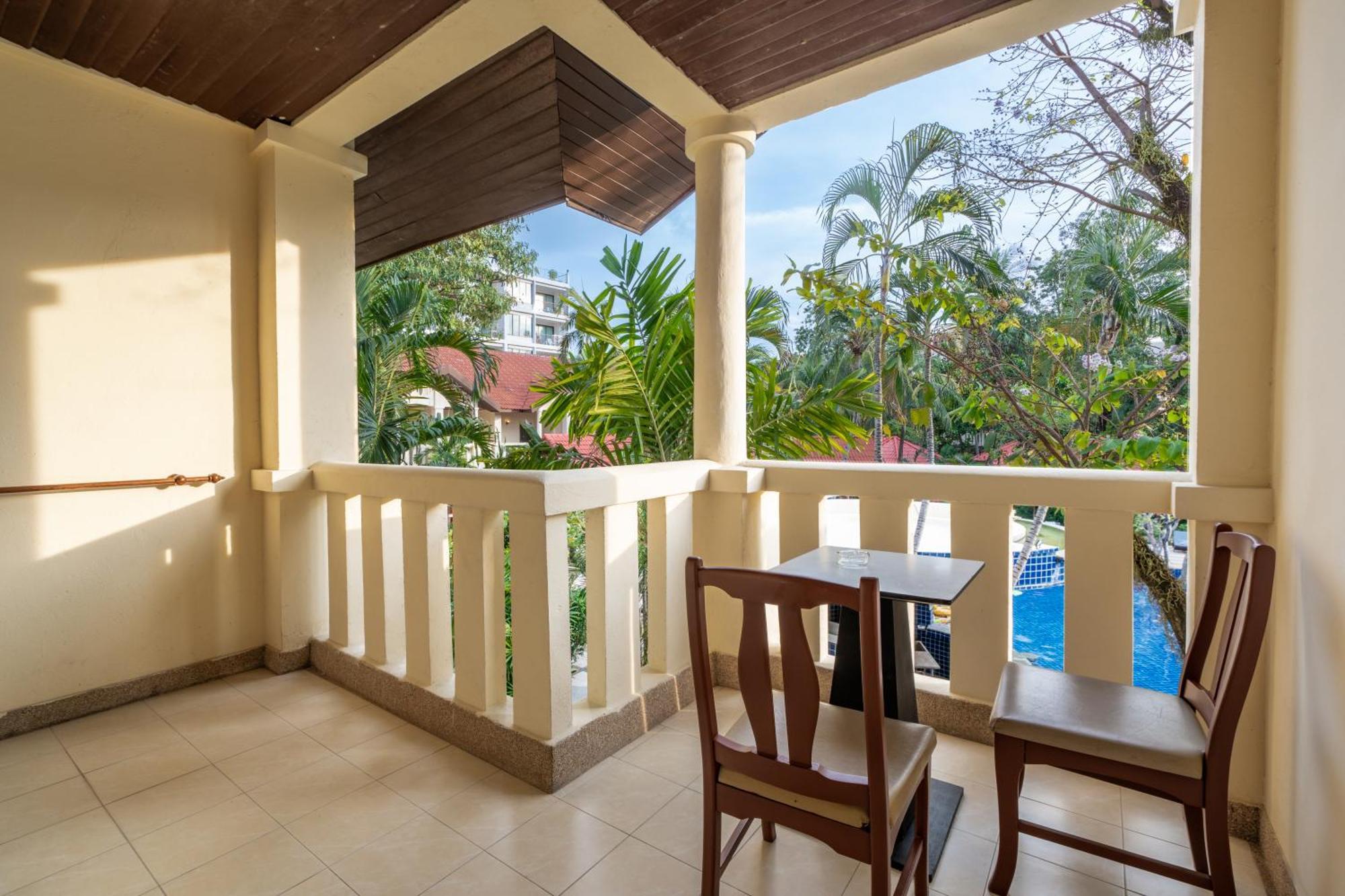 Phuket Leelavadee Hua Ting Resort Patong Exteriör bild