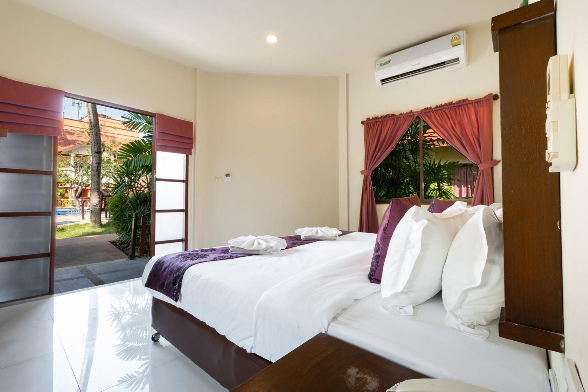 Phuket Leelavadee Hua Ting Resort Patong Exteriör bild