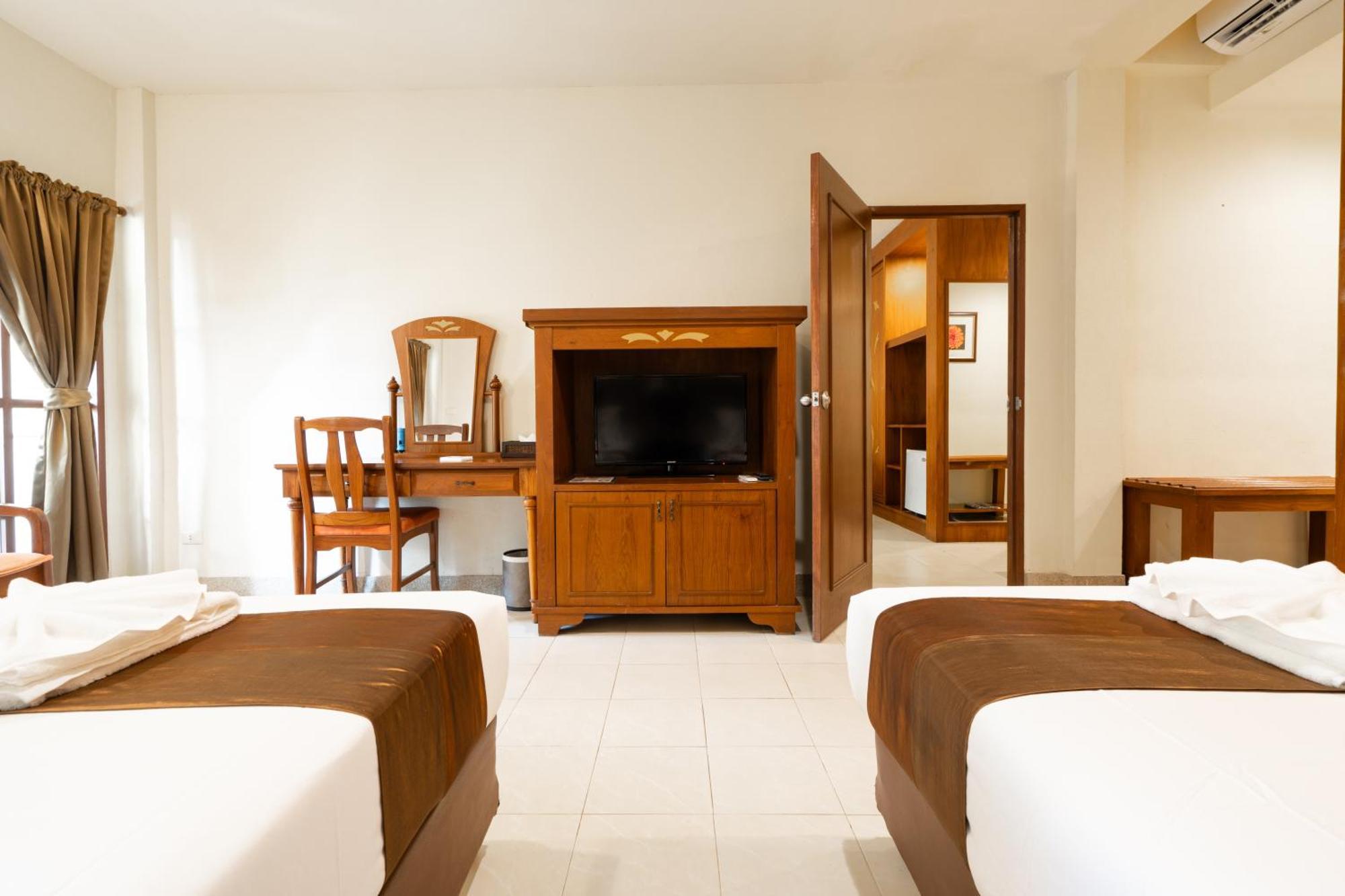 Phuket Leelavadee Hua Ting Resort Patong Exteriör bild