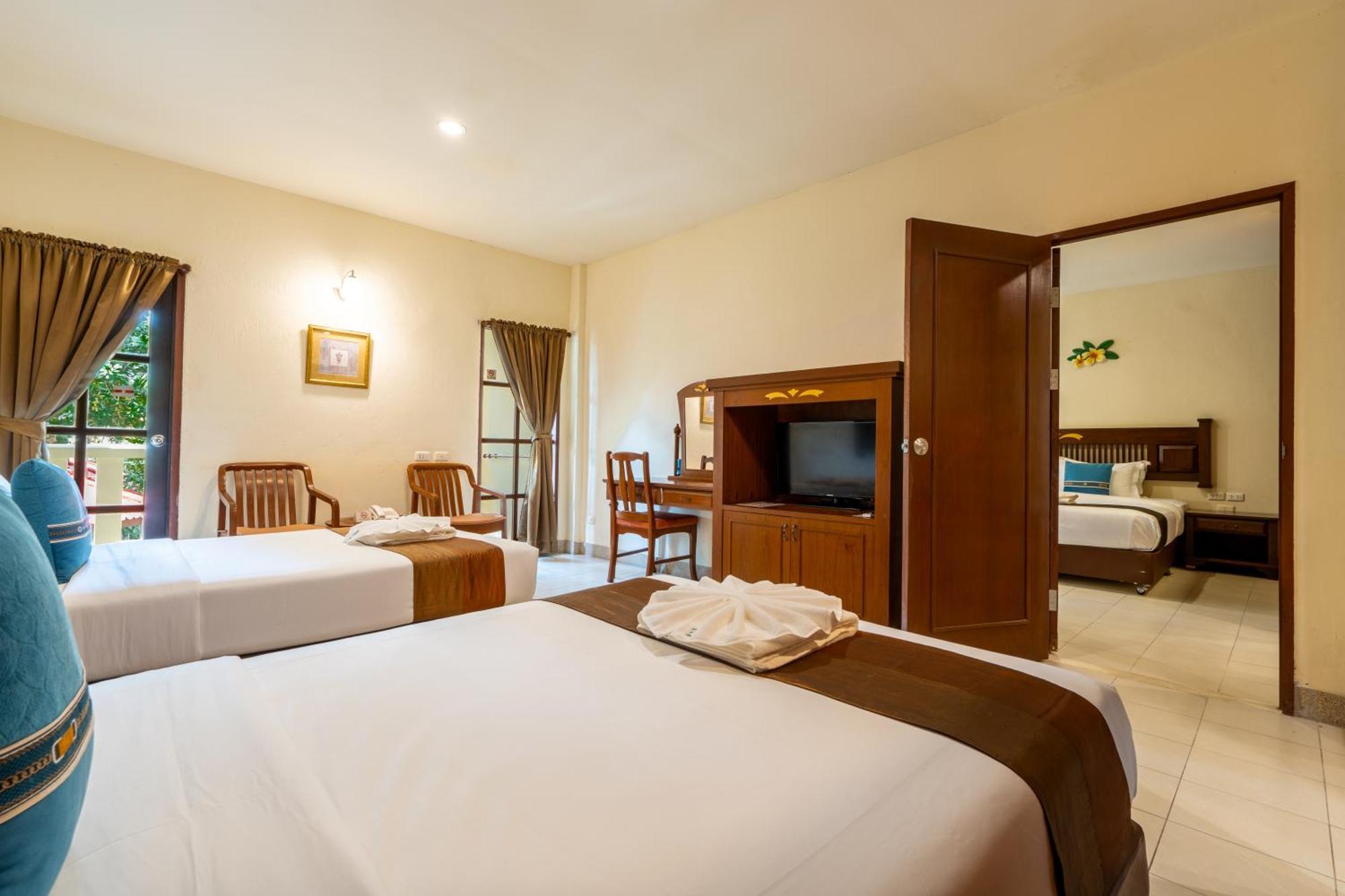 Phuket Leelavadee Hua Ting Resort Patong Exteriör bild